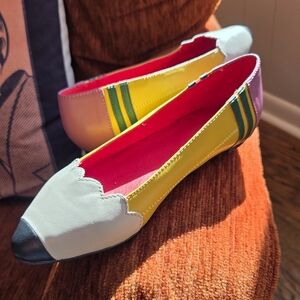 Jeffrey Campbell Pencil Me In Flats Size 6